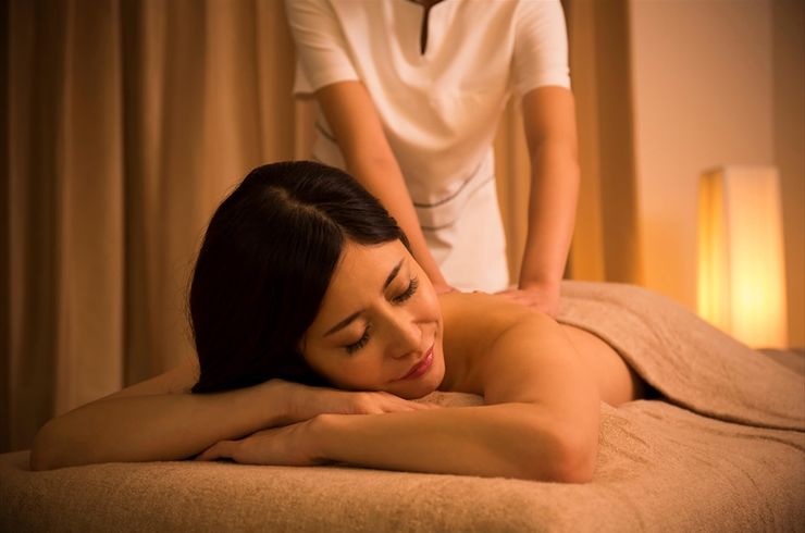 落ち着いた店内